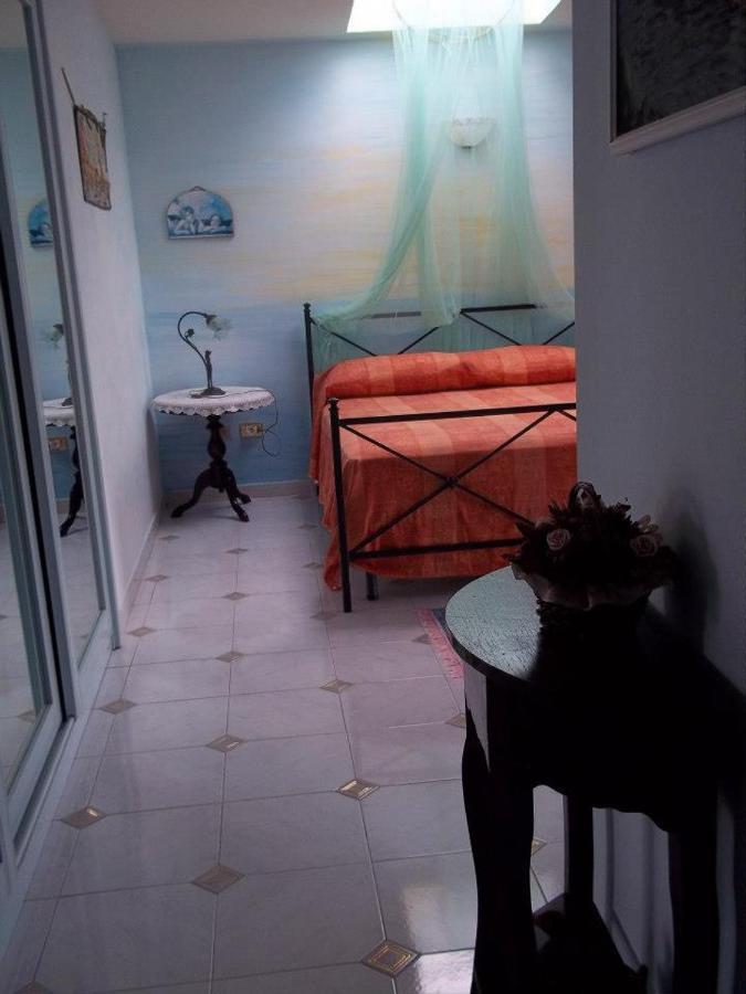 フルナリ La Casa Di Mariu Bed & Breakfast エクステリア 写真